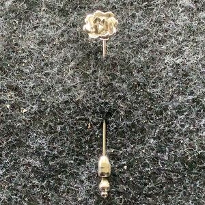 VINTAGE STICK PIN With Delicate Flower